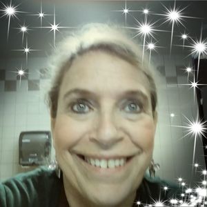 Meet your Posher, Carey